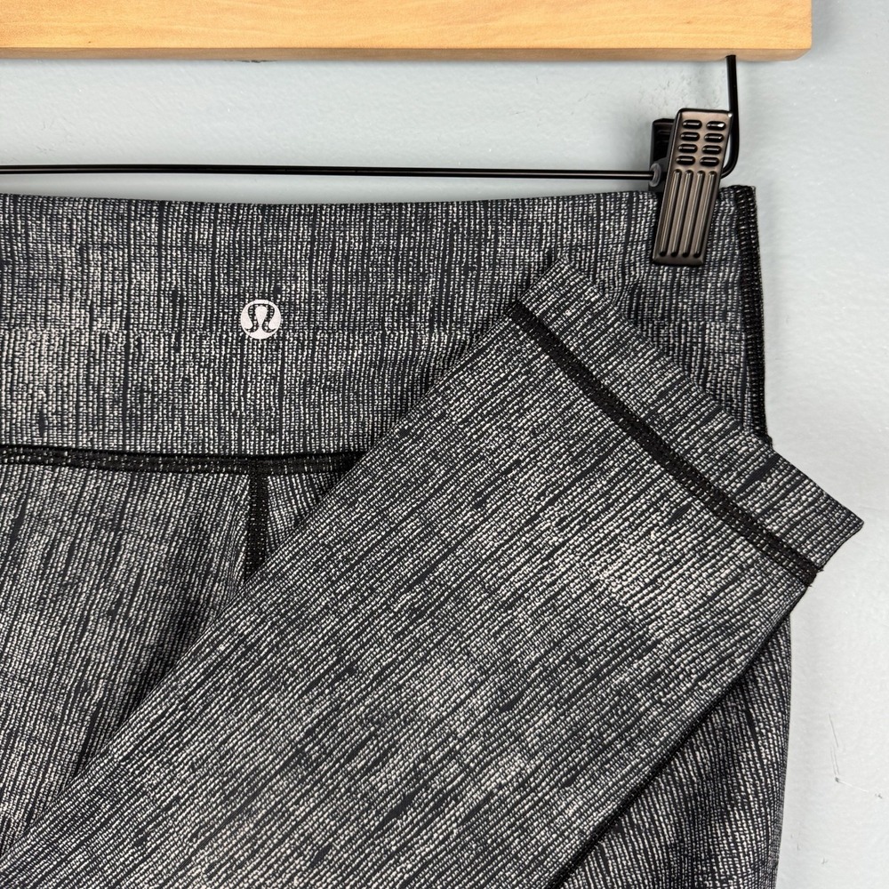 Lululemon Wunder Under Women's 4 20" Crop Luxtreme Burlap Texture Black Leggings